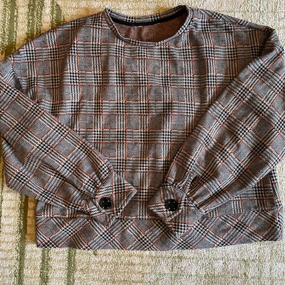 Zara Black and Gray Plaid Sweatshirt - Picture 1 of 4
